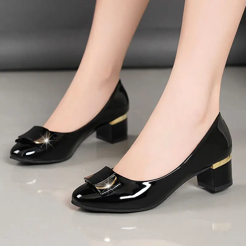 

Cresfimix Zapatos De Mujer; Женские классические бежевые офисные туфли-лодочки из искусственной кожи на квадратном каблуке; Модные туфли на каблуке симпатичного размера плюс; A6927