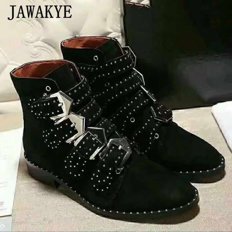 black suede Ботильоны из натуральной кожи с заклепками; женские Ботинки martin с круглым носком и пряжкой на ремешке; женские модные мотоциклетные ботинки; Botas Mujer - Цвет: black suede