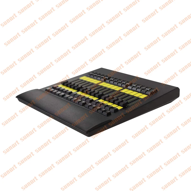 Free shipping MA Fader command wing stage effect lighting console with original logo pack by flight case for dj disco controller
