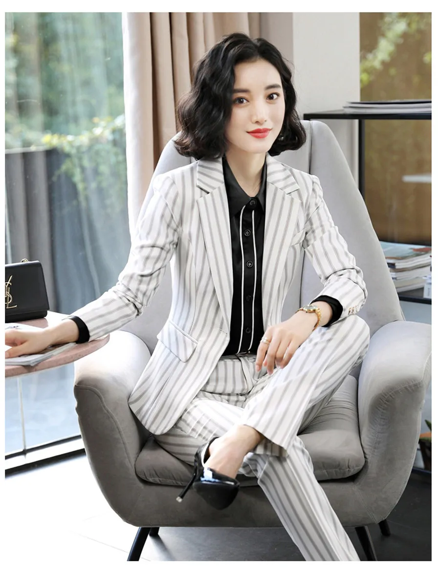 11715961280_1203499752