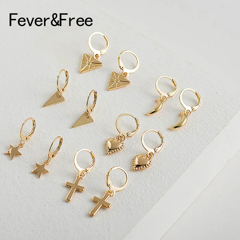 Женские маленькие серьги кольца Fever & Free золотистые с мини крестиком и сердечком