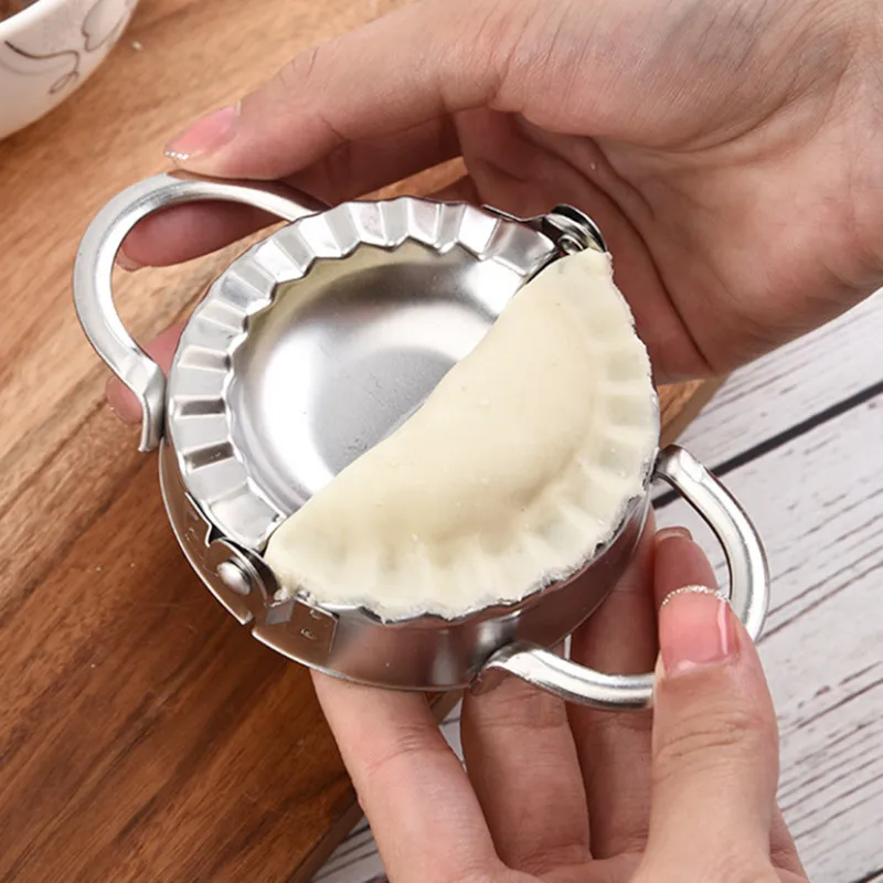 Dumpling Maker Mould Ravioli Making Mold Baking Tools Stainless Steel Round Flower Shaped