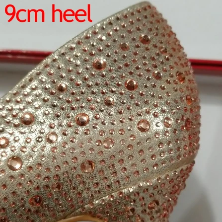 Gold 9cm Heel Красные туфли-лодочки с острым носком, украшенные кристаллами; роскошные свадебные туфли Золушки со стразами; женские туфли на шпильке для невесты; HZXINLIVE - Цвет: Gold 9cm Heel