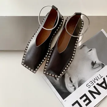 

MLJUESE 2020 women flats Soft cow leather brown color square toe comfortable rivets flats shoes spring autumn casual shoes