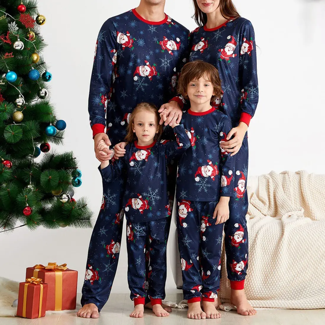 

Family Matching Pajamas Sets Fashion Christmas Printed Adults Men Women Kids Boys Girls Pyjamas Nightwear 2021 Winter