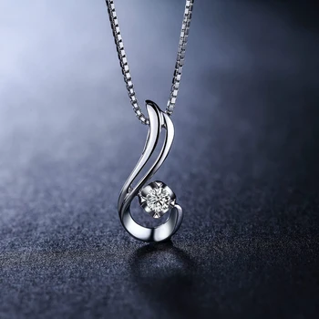 

Love 18K Gold Diamond Pendant for Women Fashion and Fine Jewelry for Wedding and Engagement Ceremony