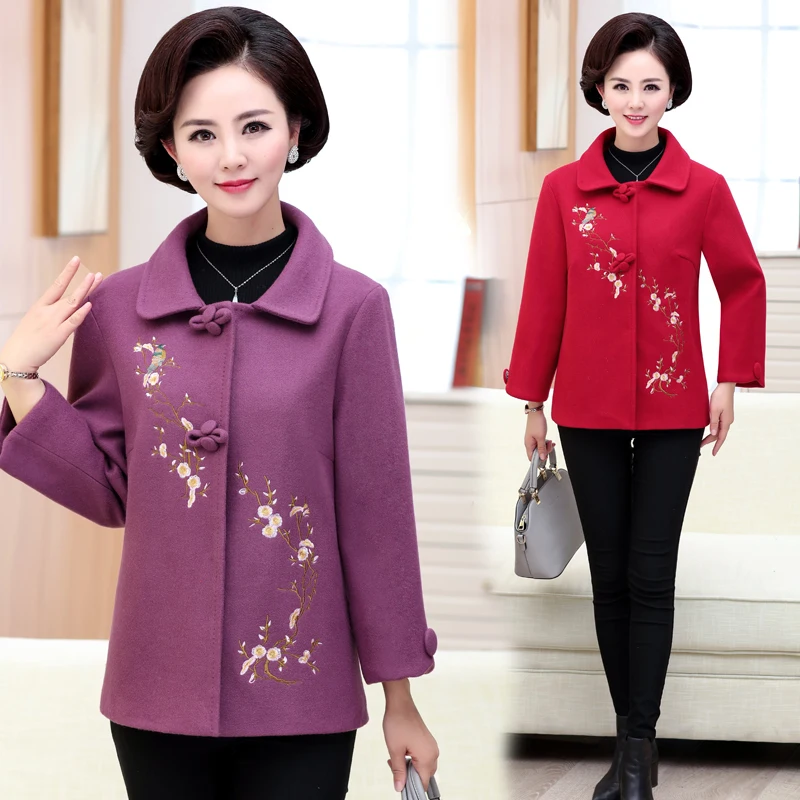 Женское шерстяное пальто среднего возраста элегантное короткое однотонное с