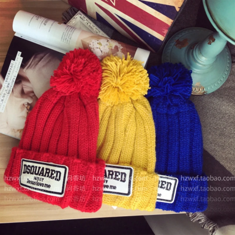 Распродажа; Лидер продаж; модные теплые корейские шапки Skullies; сезон осень-зима; женские толстые вязаные шапки в стиле пэчворк с буквами