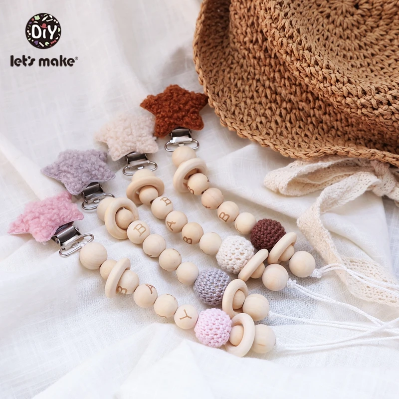 От компании Let's Make 4 шт./компл. деревянные бусины с буквами, бусины-настроить имя детская пустышка на цепочке с прищепкой зажимы волосатые деревянные кольца держатель для пустышки Прорезыватель для зубов игрушки соски-пустышки