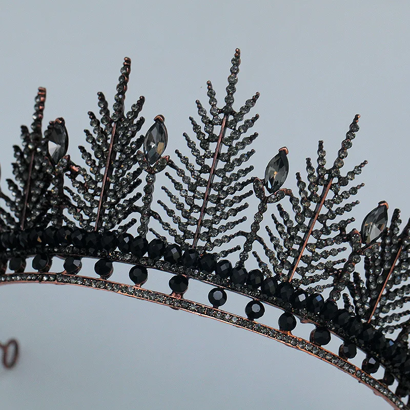 New Black Crystal Wedding Crown Bridal Tiara Fashion Vintage Baroque Princess Birthday Crowns Bride Hair Accessories
