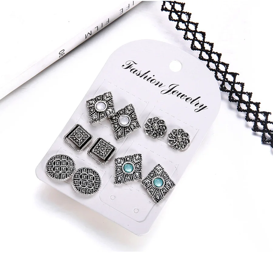 8910325581_917145012