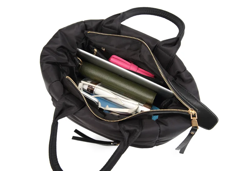 8346124049_1905295123