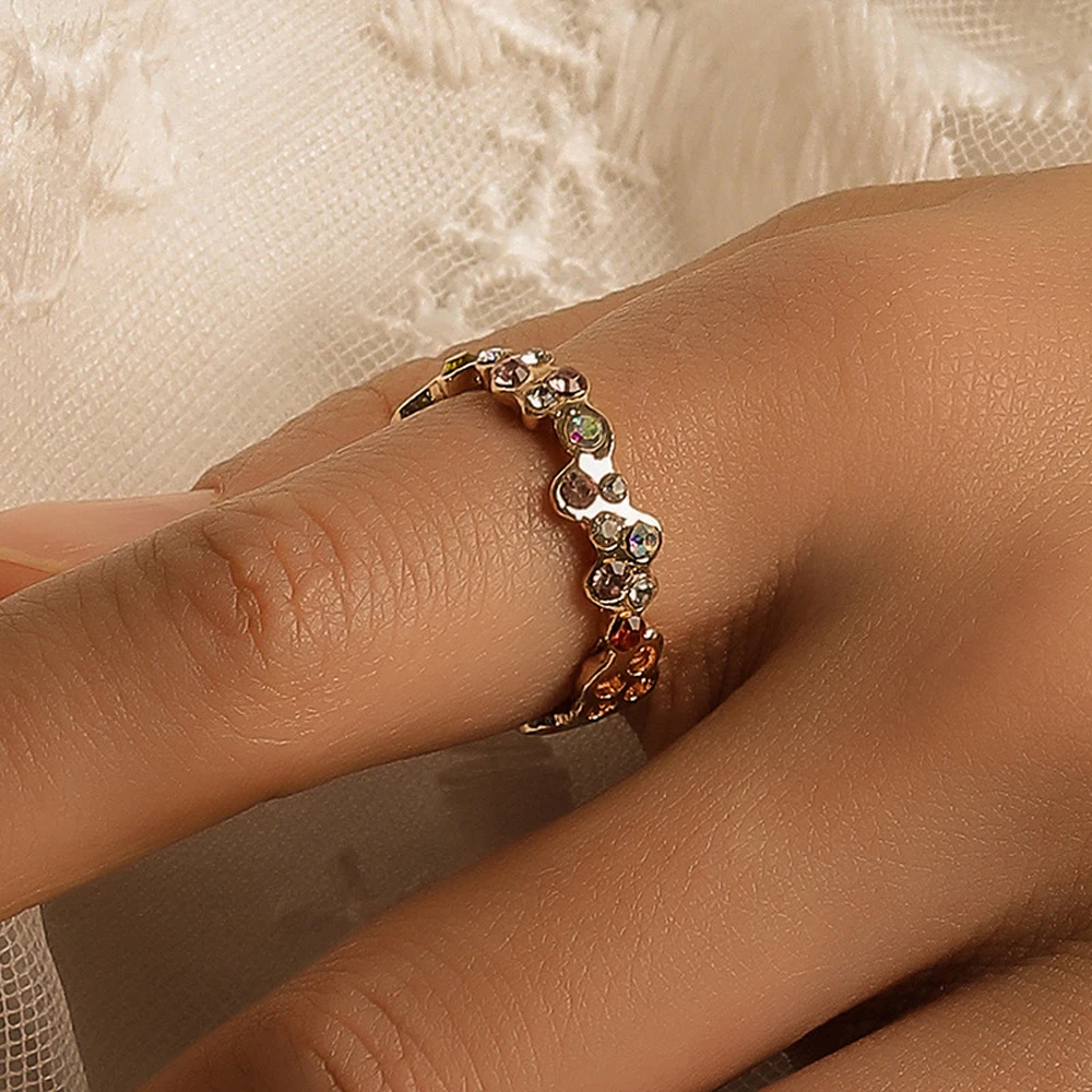 1-10728164496_1880691112