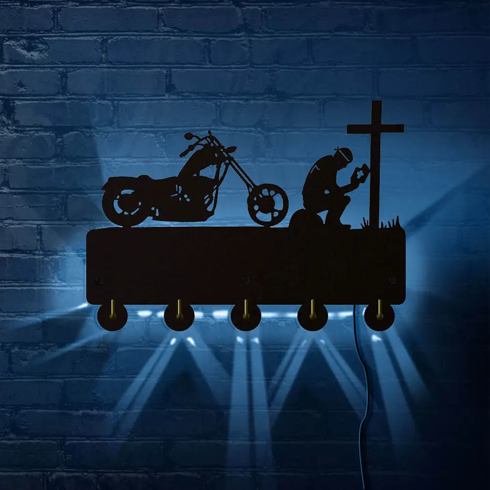 Кристиан Байкер молиться на внедорожный мотоцикл светодиодный освещенный деревянный настенный крючок Ключи Вешалка мотоциклистов держатель полотенец