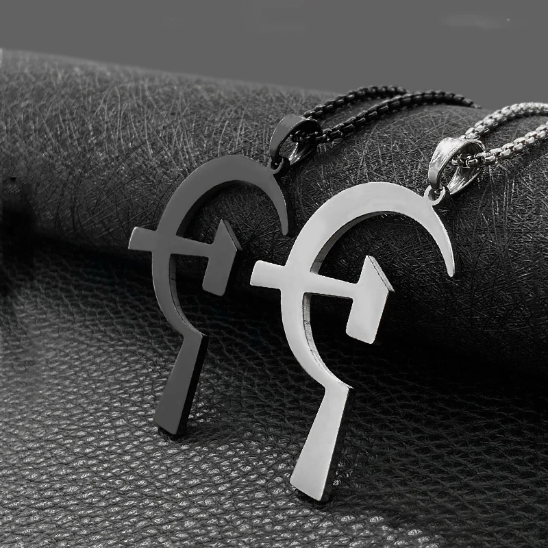 Fashion Titanium Steel Sickle Hammer Pendant Hipster Necklace Pendant Hot Sale Necklace