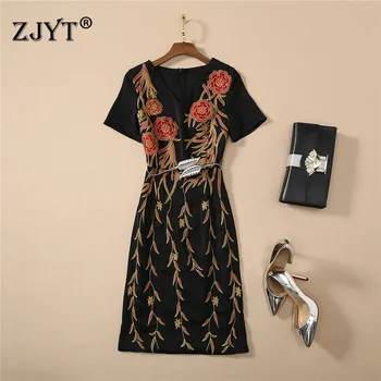 

2020 New Fashion Summer Catwalk Dress Women Clothes Elegant Short Sleeve Designers Floral Embroidery Vintage Dress with Belt