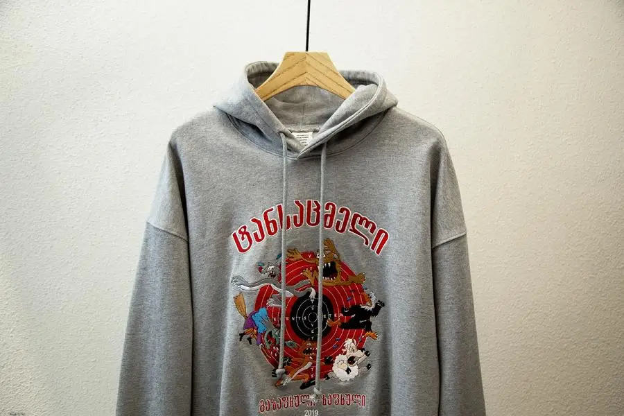 19ss vetements толстовки для мужчин женщин вышивка негабаритных карманов мультфильм трендовые милые женские свободный крой vetements пуловеры