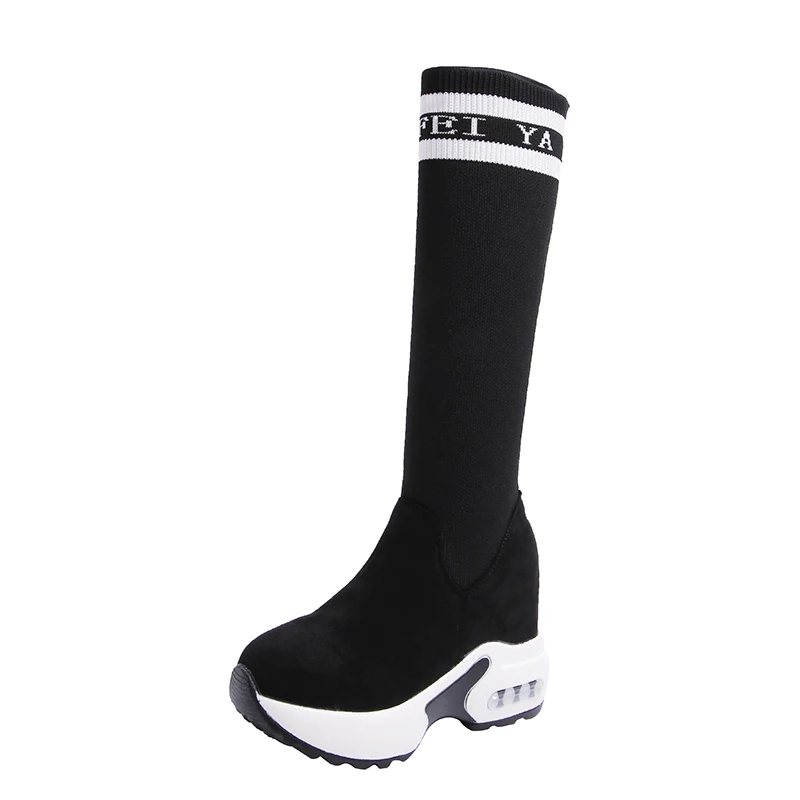 Новые осенние ботинки на высоком каблуке мартинсы толстой подошве эластичные с