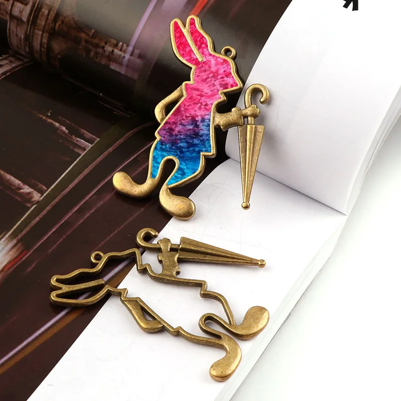 Novo-vintage-coelho-guarda-chuva-antigo-bronze-metal-oco-quadro-conector-encantos-pingente-diy-j-ias (1)