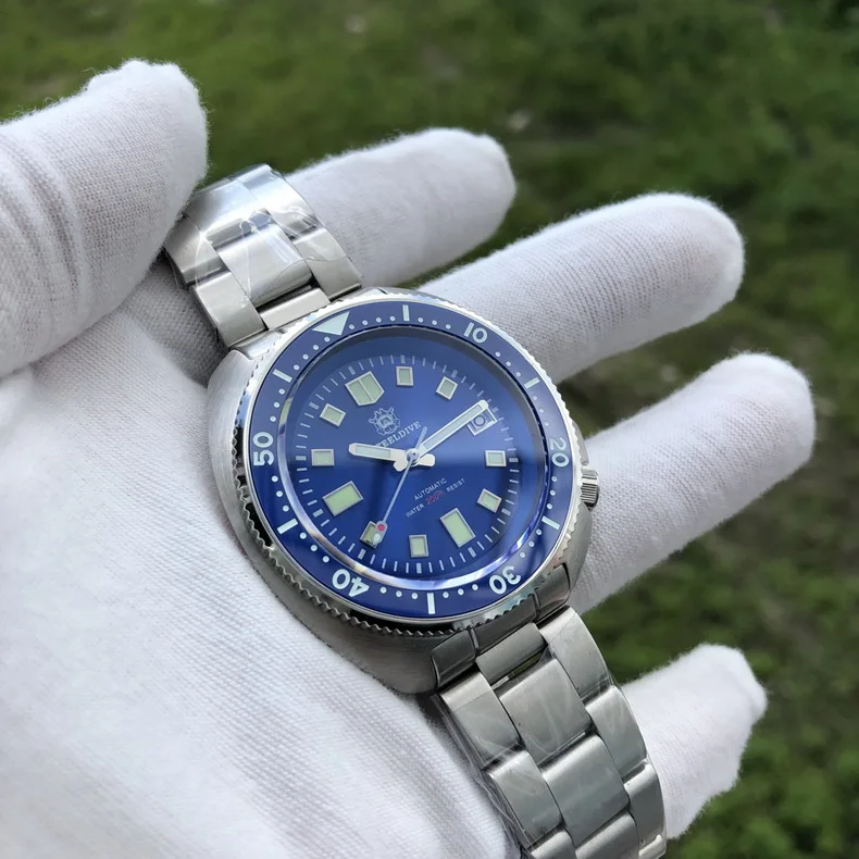 dive watches 30