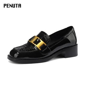 

2020 PENUTA Brand Designer Female Shoes Black Patent Leather Europe Footwears Metal Decoration Fashion Loafers Women Pumps G0150