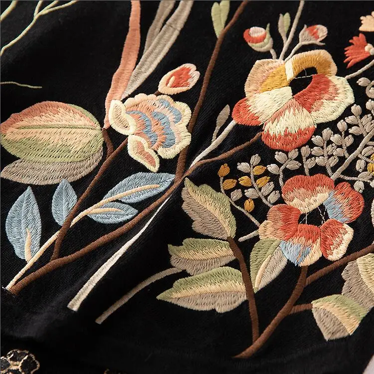 Женский черный свитер Королевский Свободный винтажный высококачественный шерстяной свитер с цветочной вышивкой размера плюс вязаный