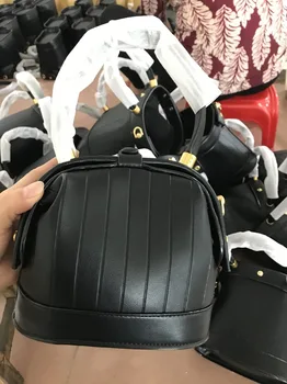 

2020 new Korean version of the shoulder messenger bag cute fashion messenger bag casual diagonal bag ladies