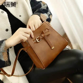 

2020 New Women's Bag Messenger Bag Women's Small Bag Women's Shoulder Bag Women's Belt Decorative Square Sling Bag Women's