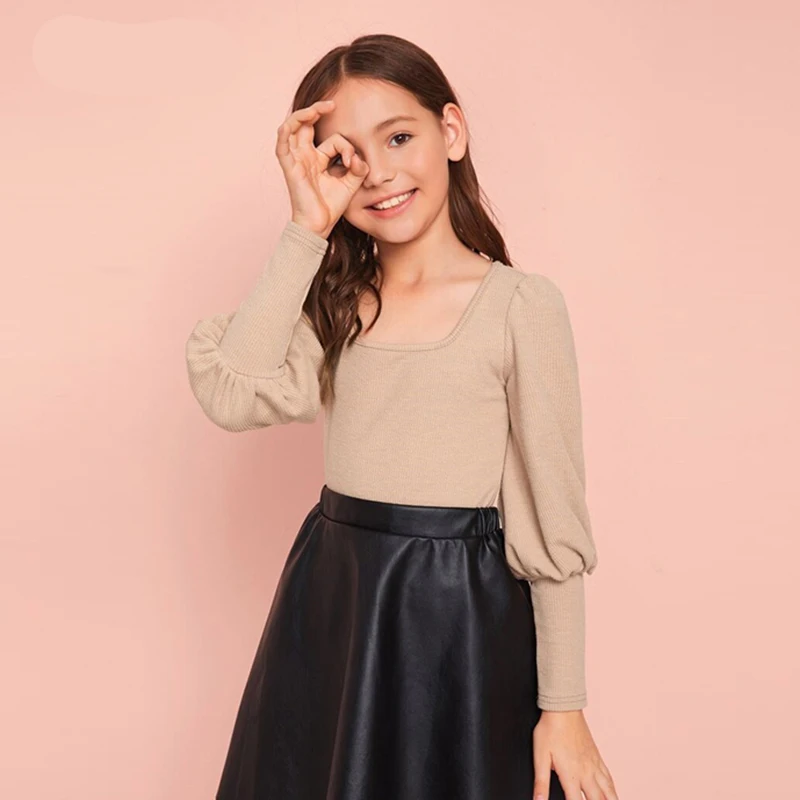 SHEIN Kiddie/Повседневная облегающая Однотонная футболка цвета хаки с квадратным вырезом для девочек детские топы, Осенние вязаные футболки с рукавами из бараньей шерсти