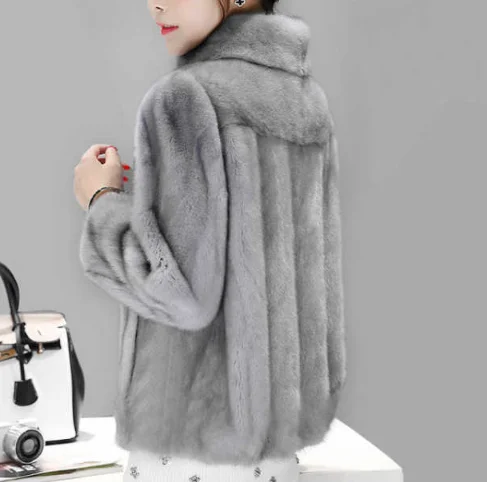 Короткий пушистый из искусственного меха куртка для женщин рукав фонарик со