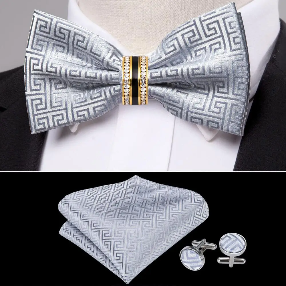 

Fashion Sliver Silk Bow Tie For Men Wedding Accessories Adjustable Butterfly Handkerchief Removable Diamond Ring Set Barry.Wang