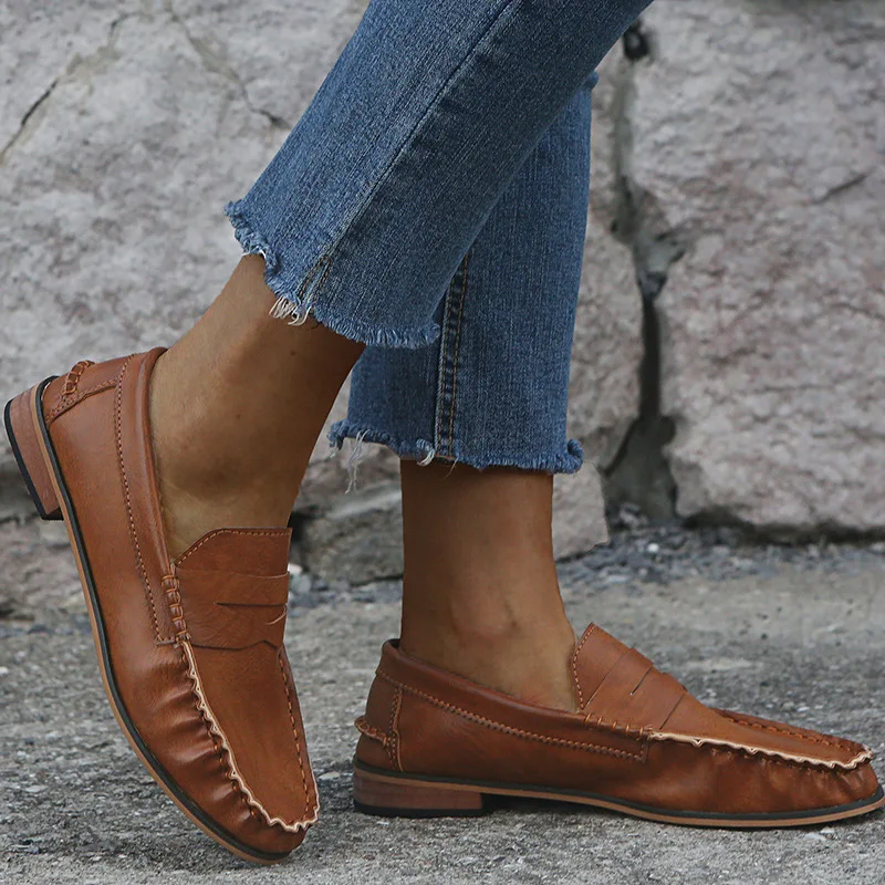 

Autumn Women Vintage Pu Leather Casual Sneakers Woman Shoes Slip On Sewing Flat Female Solid Platform Shoes 35-43 Ladies Walking