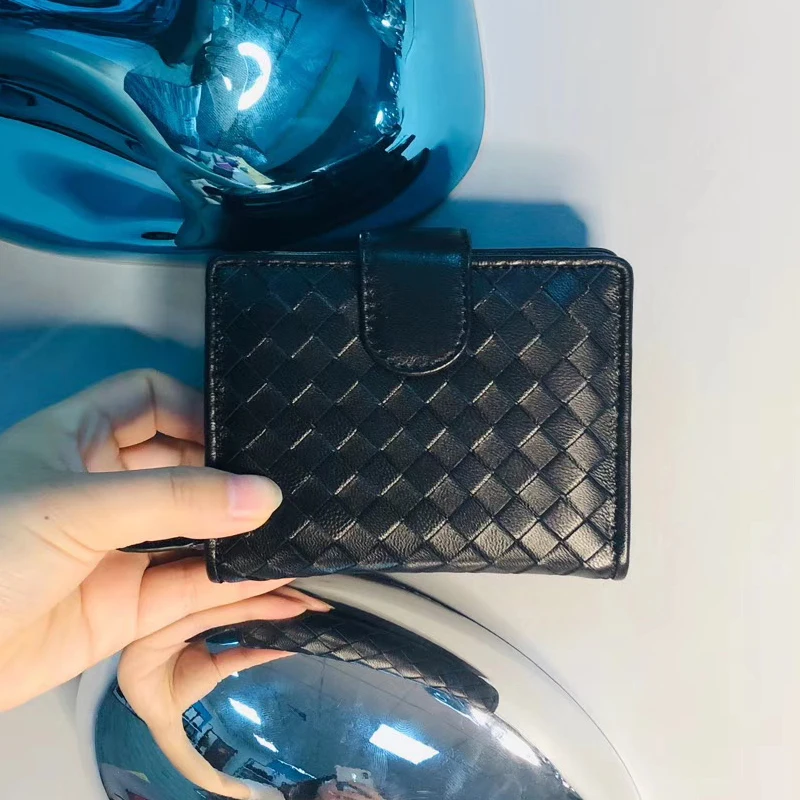 Women's Wallet Short 100% Sheepskin Leather Woven Coin Change Zipper Storage Bag Fashion Simple Luxury Brand MoneyClip2020 New Women's Wallet Short 100% Sheepskin Leather Woven Coin Change Zipper Storage Bag Fashion Simple Luxury Brand MoneyClip2020 New