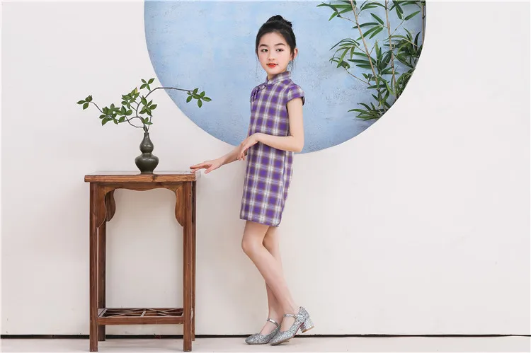 Cheongsam для девочек; Одинаковая одежда для мамы и дочки; платье для детей; элегантное клетчатое платье в клетку; Семейные пижамы
