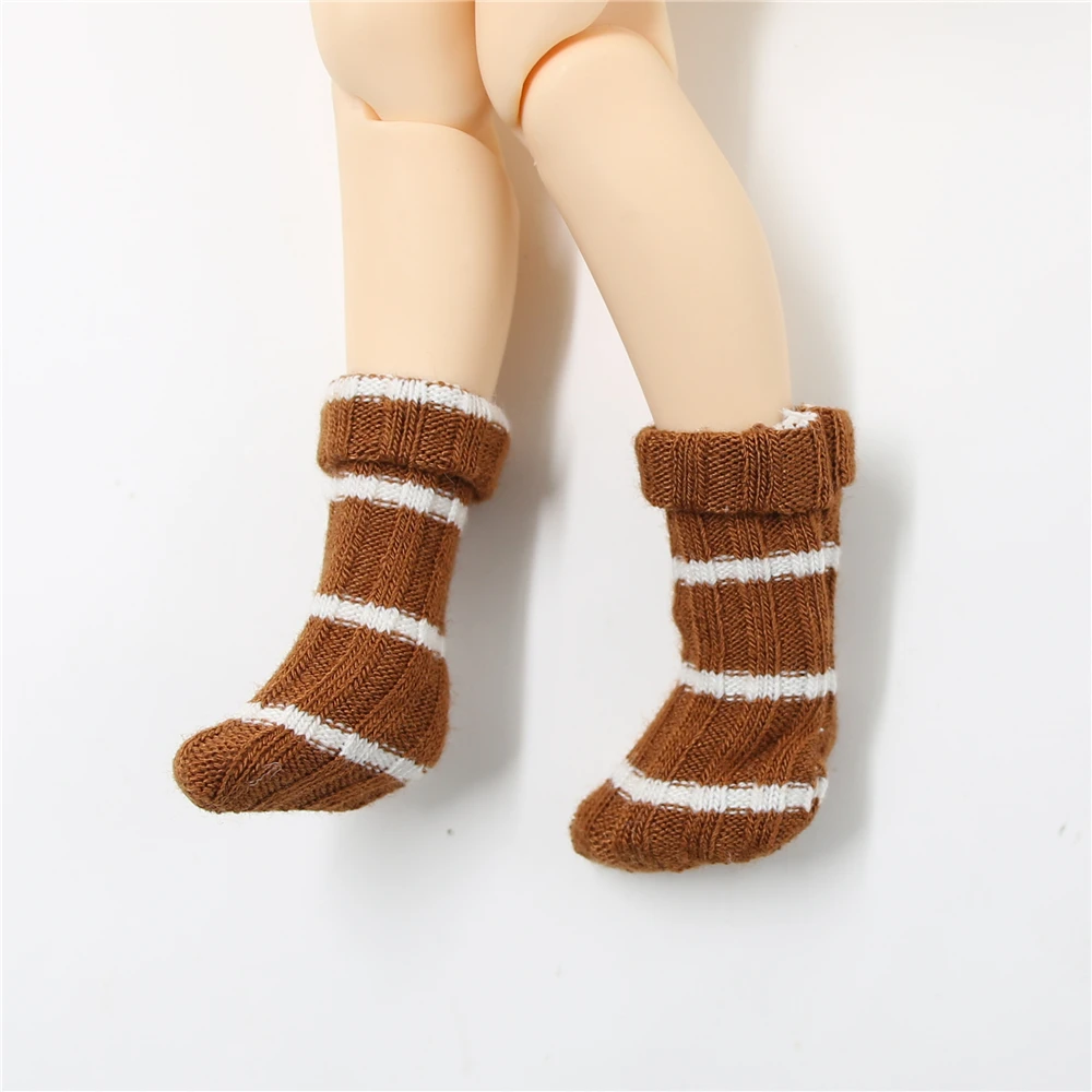 Handcrafted Blythe Doll Knitted Accessories: Hats, Scarves & Socks 12