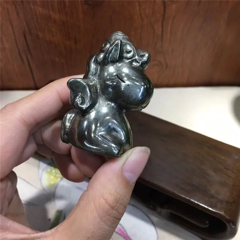 

Натуральная пиритовая милая фигурка единорога, ручная полировка, для дома и офиса, украшения для комнаты энергии Рейки, подарки