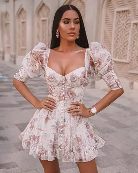 

Vero Sinly 2020 Sexy Short Sleeve Puff Floral Print Pleated Women Summer Dress Designer Fashion Evening Party Dress Vestido
