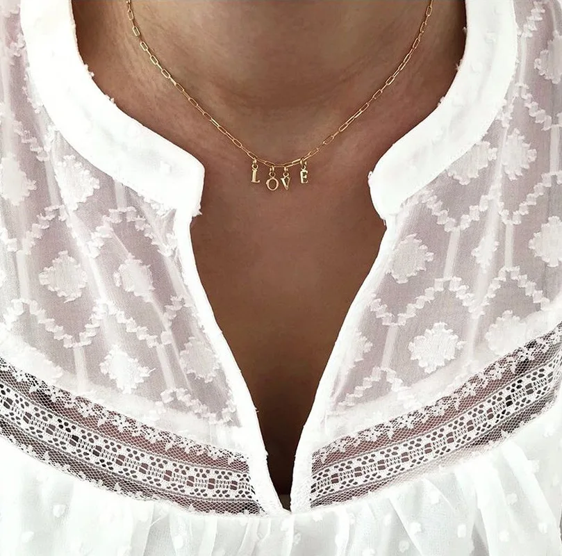 

Personality Gold Color Love Letter Pendant Necklaces for Women Chunky Link Chain Letters Chokers Necklace Minimalist Jewelry