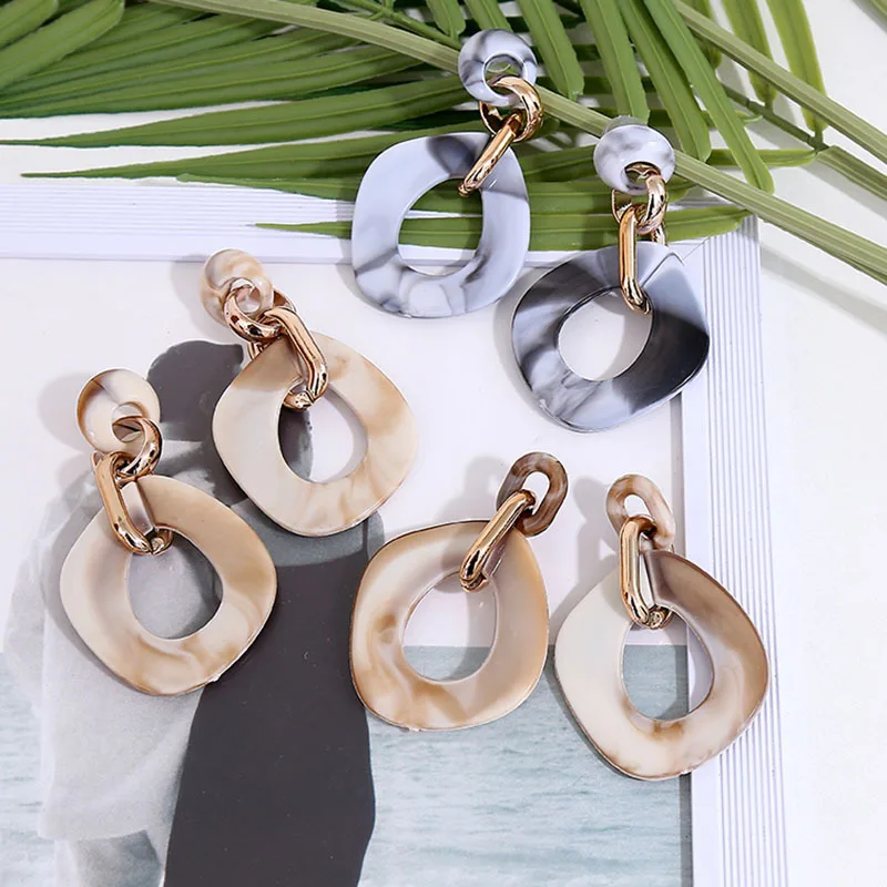 

Women Exaggerated Retro Geometric Chain Acrylic Fashion Grey Multi-layer Resin Earrings Fashion Jewelry Gifts