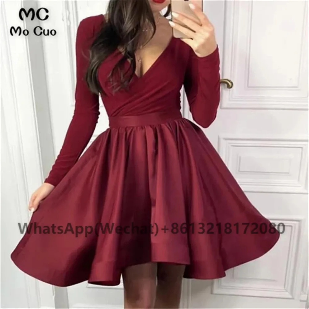 Burgundy-Homecoming-Dress-Deep-V-Neck-Modest-Velvet-Long-Sleeves-Satin-Ruffles-Homecoming-Dresses-Graduation-Gowns.jpg_.webp_Q90.jpg_.webp_.webp (1)_副本