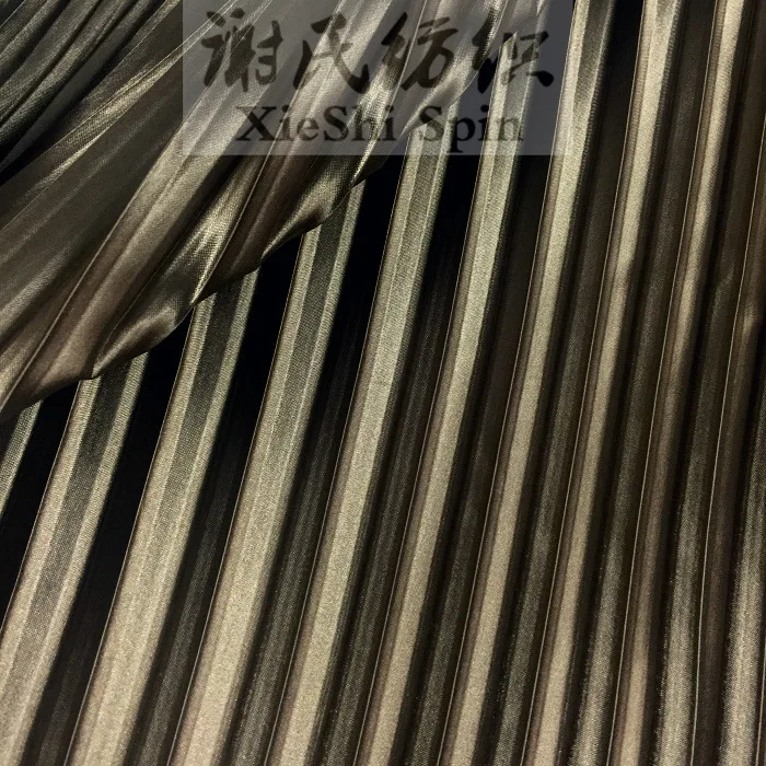 2929967741_1536411046