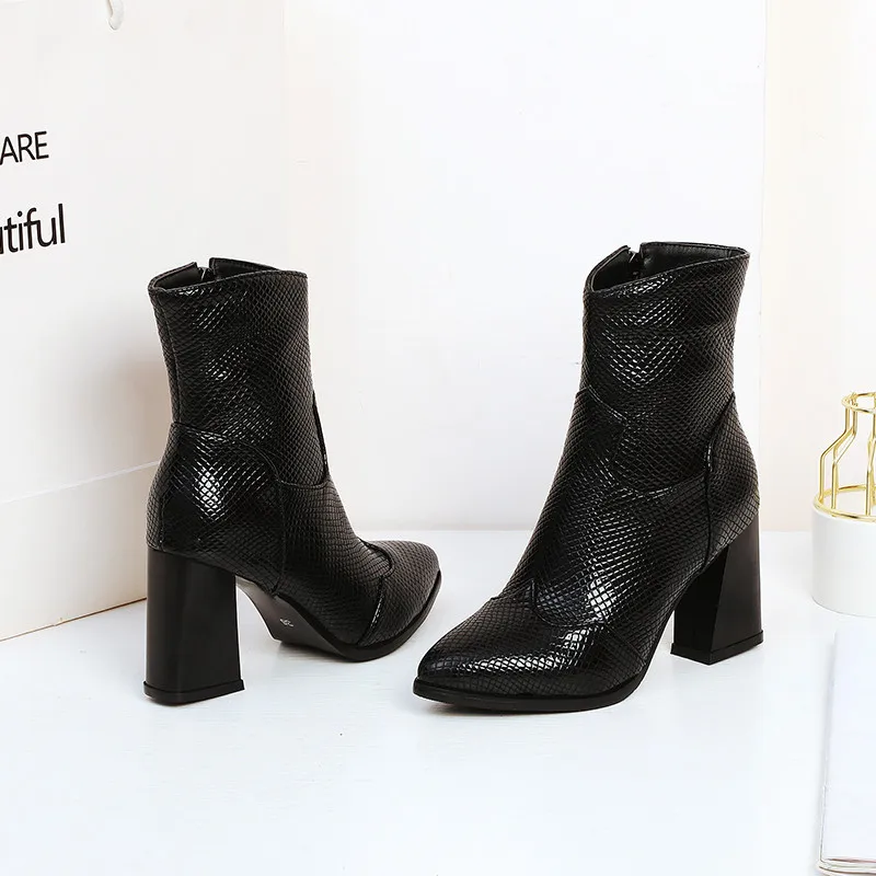 FEDONAS/Новинка; женские элегантные кожаные ботильоны; зимняя теплая обувь для танцев на высоком каблуке; женские ботинки «Челси» на молнии; большие размеры
