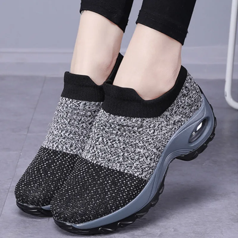 

QWEDF 2019 New Spring Women Sneakers Fashion Breathable Mesh Casual Shoes Platform Sneakers For Women Sock Sneakers Shoes K6-58