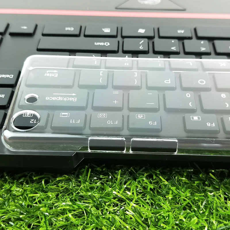 XZ4 Compact 半包PC (3)