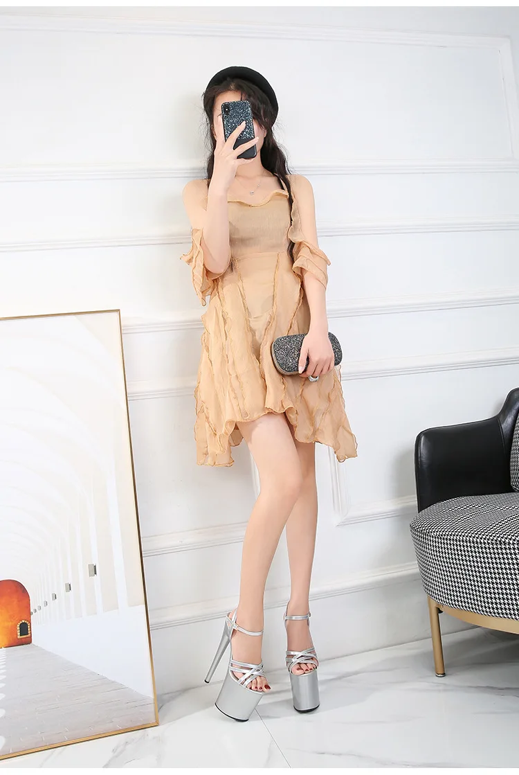 13333729415_2138732029