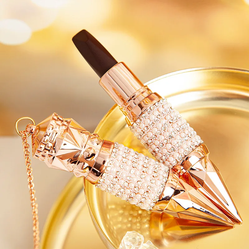 

Queen's scepter, three-color lipstick, three-color matte finish
