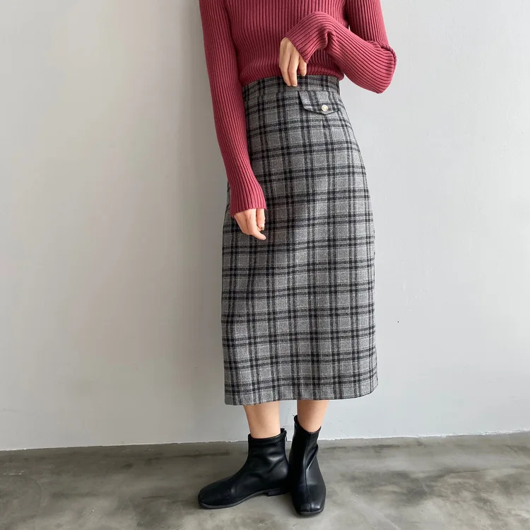 Mooirue Spring Woman Woolen Skirt Vintage Harajuku High Waist Lattice Long Woolen Loose Fit Female Saia
