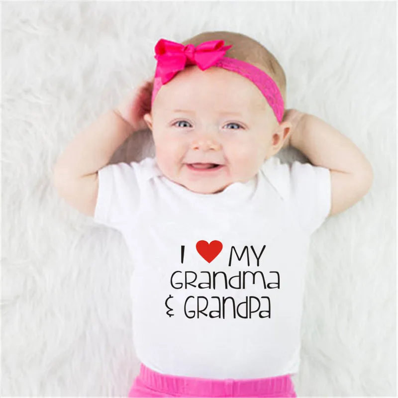 Забавные я со словами "Love grandma" дедушка, детское боди для новорожденных, для мальчиков, одежда для маленьких девочек хлопковые боди для ребенка мальчика Детские комбинезоны