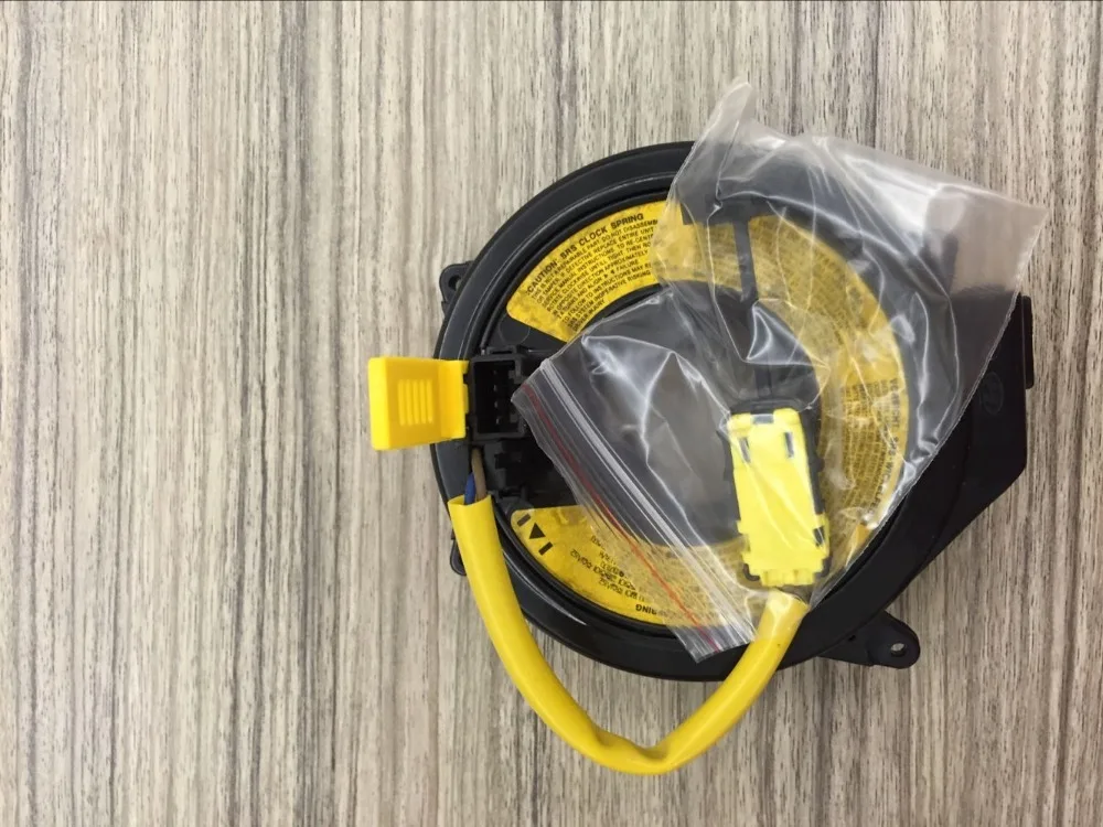 现代伊兰特正面