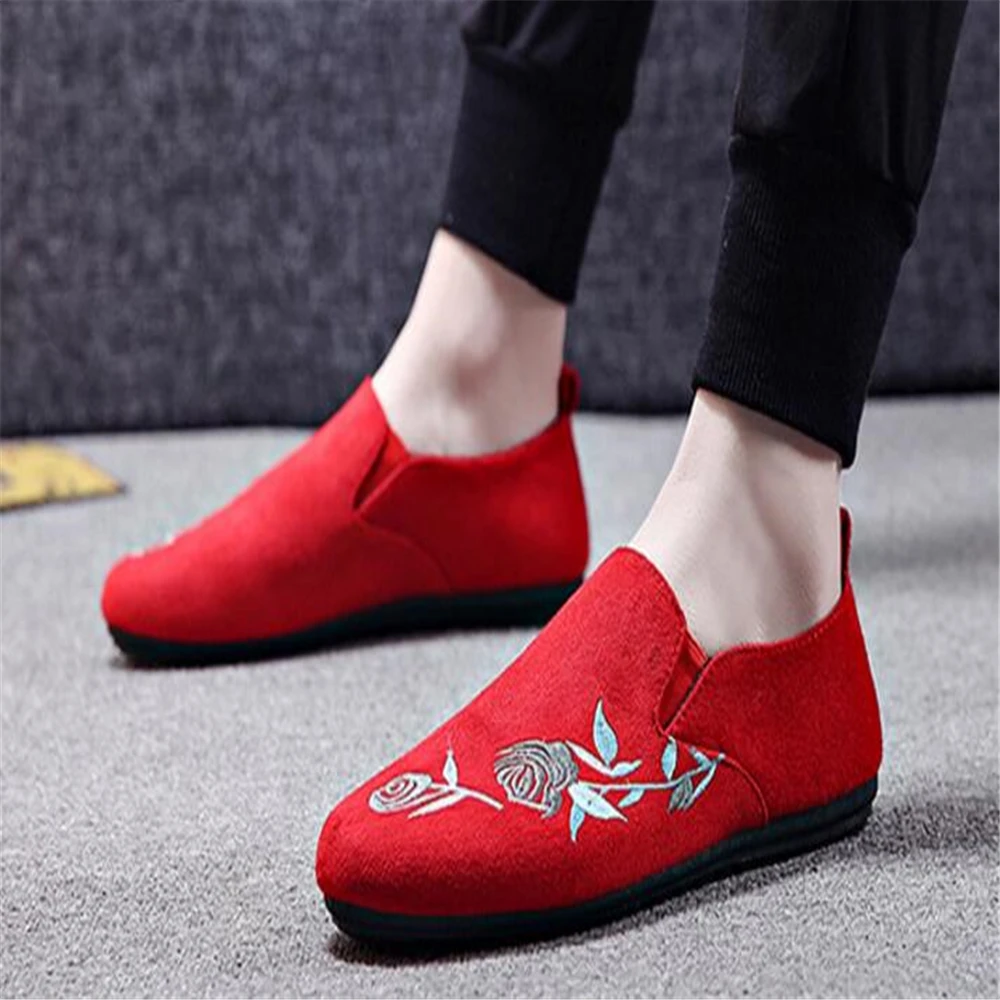 

Spring Summer Mens Embroidery Loafers Lightweight Comfortable Sneakers Flat Casual Shoes Breathable Slip on Driving Shoes y1274